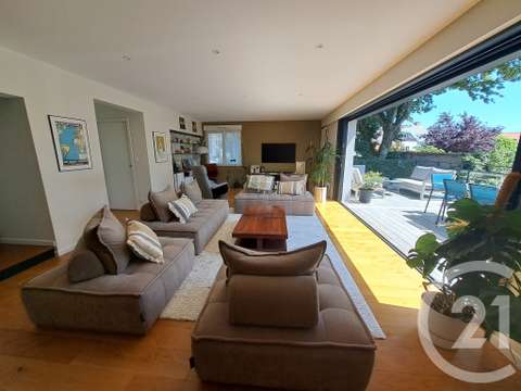 Vente maison 9 pièces Saint-Sébastien-sur-Loire 44