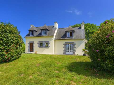 Vente maison 6 pièces Saint-Servais 29