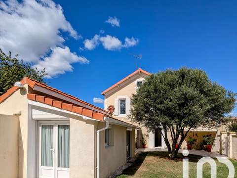 Vente maison 6 pièces Saint-Seurin-sur-l'Isle 33