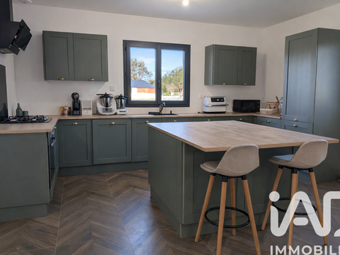 Vente maison 5 pièces Saint-Seurin-sur-l'Isle 33