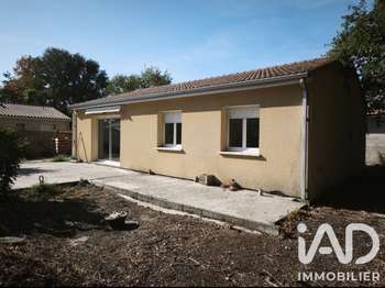 Maison 4 pièces 78 m² · à Saint-Seurin-sur-l'Isle · 78 m² · 160 000 €