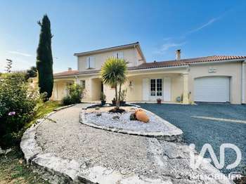 Vente maison 8 pièces Saint-Sulpice-de-Royan 17