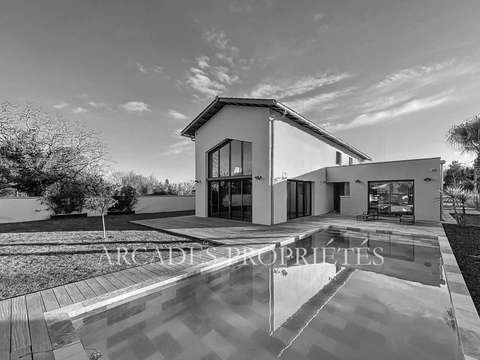 Vente maison 8 pièces Saint-Sulpice-et-Cameyrac 33