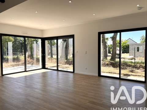 Vente maison 6 pièces Saint-Sylvain-d'Anjou 49