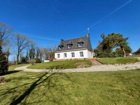 Vente maison 6 pièces Saint-Thuriau 56