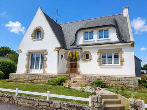 Vente maison 6 pièces Saint-Thuriau 56