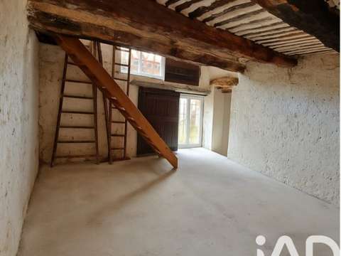 Vente maison 8 pièces Saint-Trinit 84