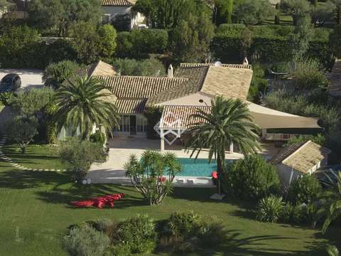 Vente maison 10 pièces Saint-Tropez 83