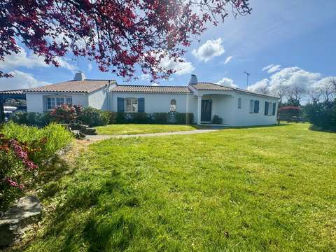 Vente maison 5 pièces Saint-Urbain 85