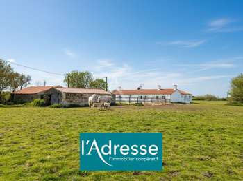 Vente maison 7 pièces Saint-Urbain 85