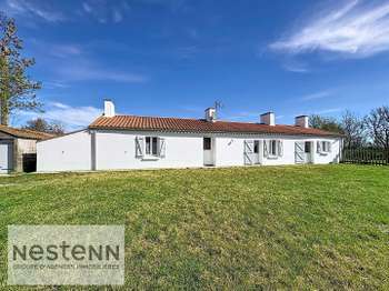 Vente maison 8 pièces Saint-Urbain 85