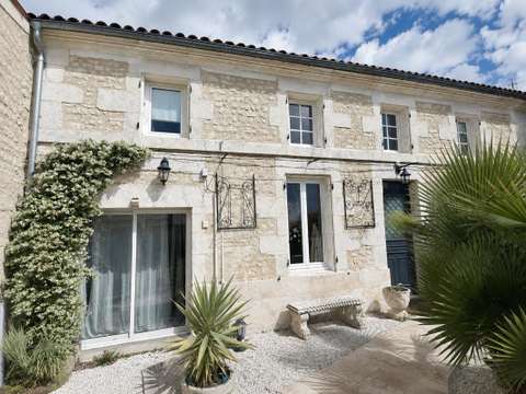 Vente maison 6 pièces Saint-Vaize 17