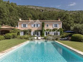 Vente Maison 6 chambresSaint-Vallier-de-Thiey