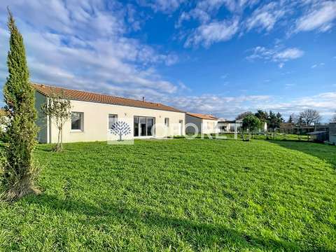 Vente maison 5 pièces Saint-Varent 79