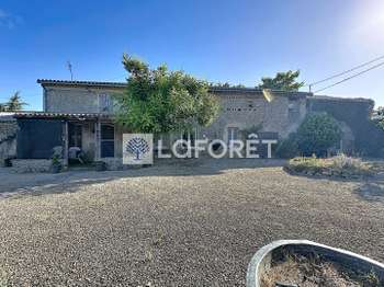Vente maison 5 pièces Saint-Varent 79