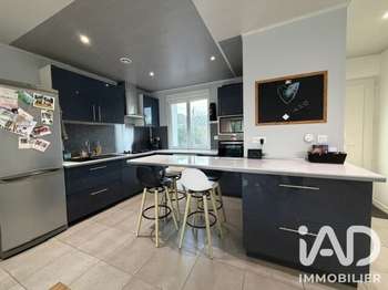 Vente maison 5 pièces Saint-Varent 79