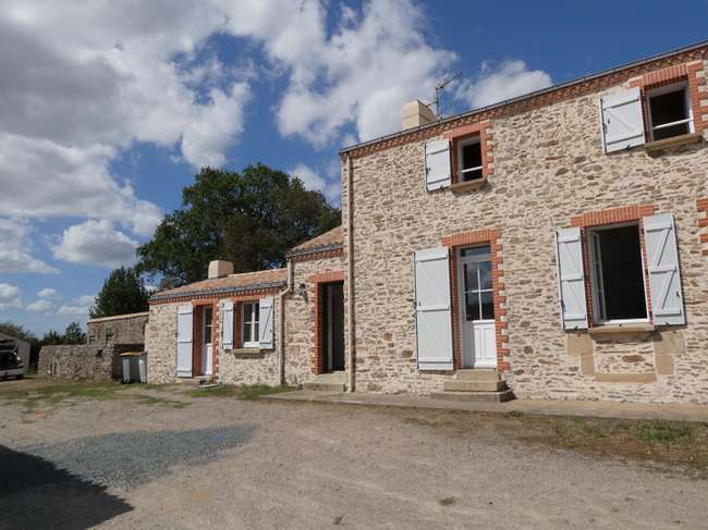 Maison 5 pièces 137 m² · à Saint-Viaud · 137 m² · 336 000 €