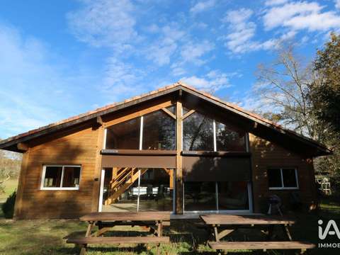 Vente maison 15 pièces Saint-Vincent-de-Tyrosse 40