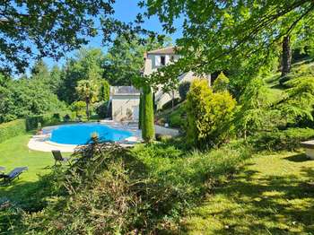 Vente maison 10 pièces Saint-Vincent-du-Pendit 46