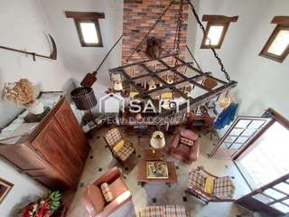 Vente maison 8 pièces