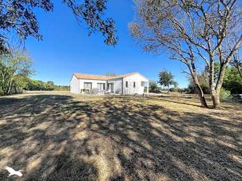 Vente maison 5 pièces Saint-Vincent-sur-Graon 85