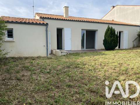 Vente maison 4 pièces Saint-Vivien 17