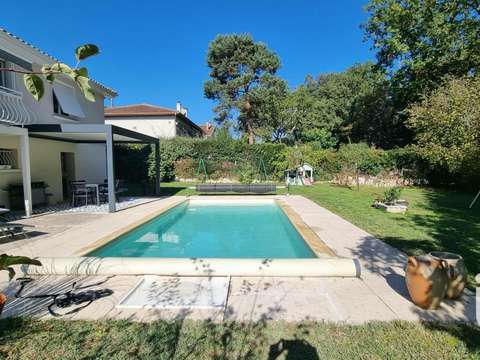 Vente maison 5 pièces Saint-Yrieix-sur-Charente 16