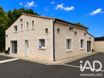Vente Maison 4 chambresSaint-Yrieix-sur-Charente