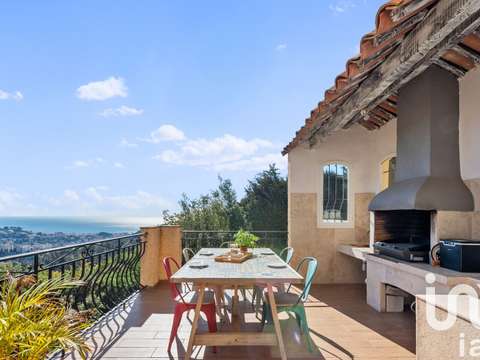Vente maison 5 pièces Sainte-Agnès 06