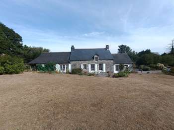 Maison 5 pièces 133 m² · à Sainte-Brigitte · 133 m² · 309 500 €