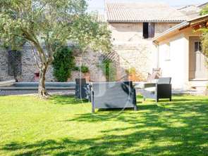 Vente Maison 7 chambresSainte-Cécile-les-Vignes