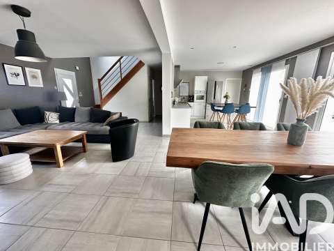 Vente maison 5 pièces Sainte-Croix-Hague 50