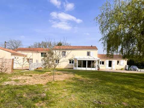 Vente maison 9 pièces Sainte-Flaive-des-Loups 85