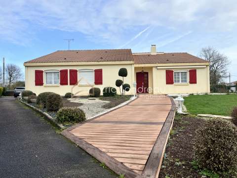 Vente maison 5 pièces Sainte-Foy 85