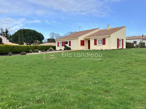 Vente maison 5 pièces Sainte-Foy 85