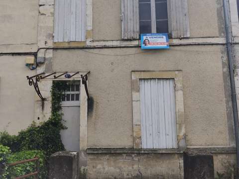 Vente maison 5 pièces Sainte-Foy-la-Grande 33
