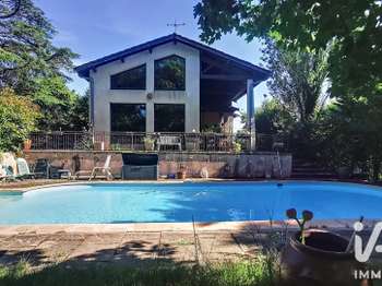 Maison 1 pièce 240 m² · à Sainte-Foy-lès-Lyon · 240 m² · 824 000 €