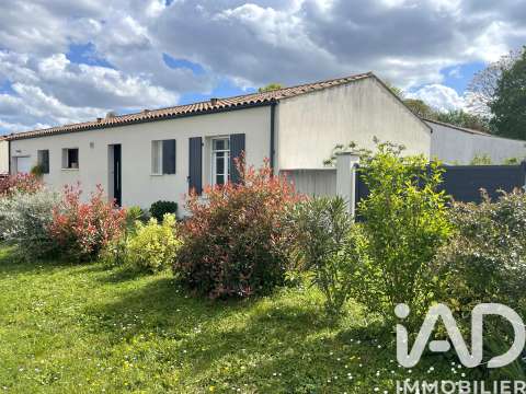 Vente maison 4 pièces Sainte-Gemme 17