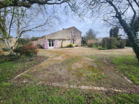 Vente maison 7 pièces Sainte-Gemme-la-Plaine 85