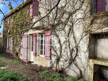 Vente maison 9 pièces Sainte-Gemme-la-Plaine 85
