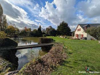 Vente maison 7 pièces Sainte-Gemmes-le-Robert 53
