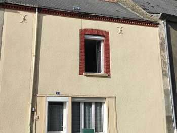 Vente maison 5 pièces Sainte-Gemmes-le-Robert 53