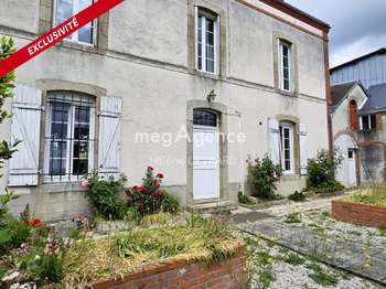 Vente maison 5 pièces Sainte-Gemmes-le-Robert 53