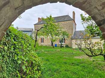 Vente maison 5 pièces Sainte-Gemmes-le-Robert 53