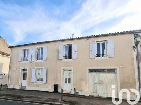 Vente maison 10 pièces Sainte-Hermine 85