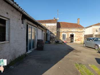 Vente maison 7 pièces Sainte-Hermine 85