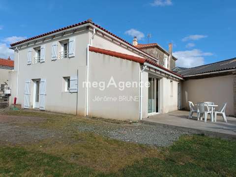 Vente maison 6 pièces Sainte-Hermine 85