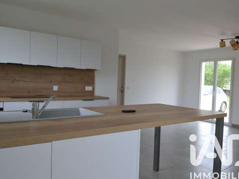 Vente maison 4 pièces Sainte-Lheurine 17