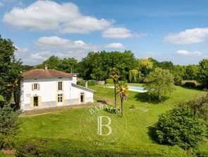 Vente Maison 7 chambresSainte-Marie-de-Gosse