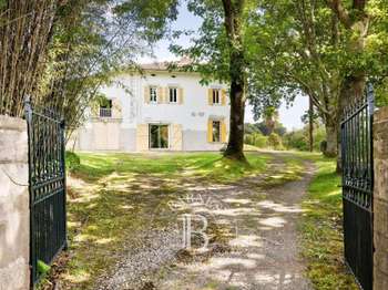 Vente Maison 7 chambresSainte-Marie-de-Gosse
